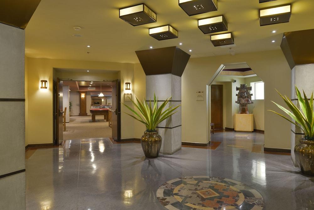 Hilton Vacation Club Cancun Resort Las Vegas Exterior photo
